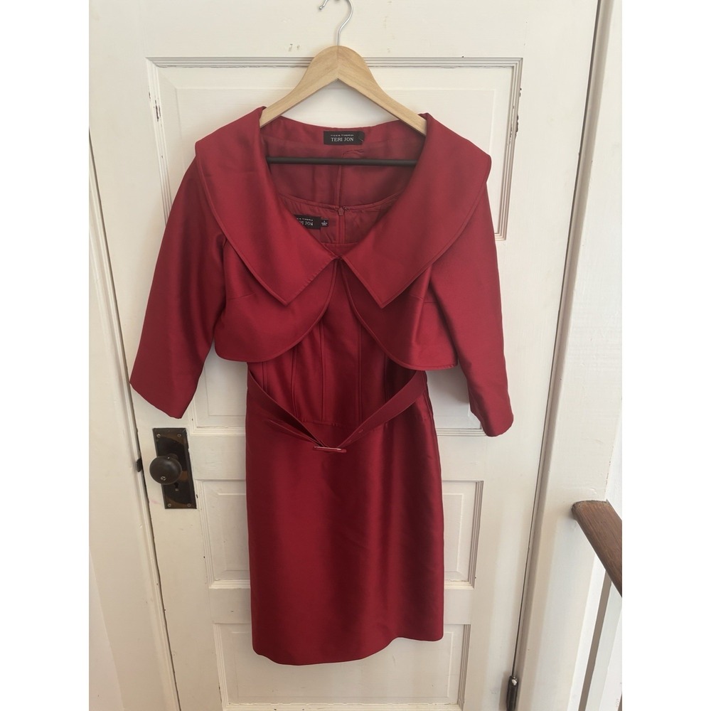 Ricki Freeman Teri Jon Red Belted Sheath Matching Jacket Silk Wool Blend Size 6